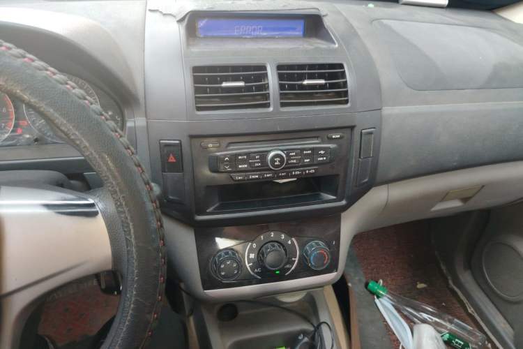 Used BAIC Changhe M50S 2015 1.4L revised economy-class K14B Audio And AC Panel