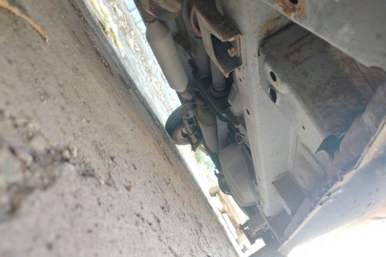 Used BAIC Changhe M50S 2015 1.4L revised economy-class K14B Chassis Front Left