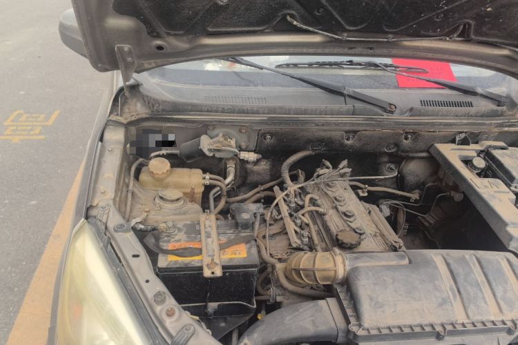 Used BAIC Changhe M50S 2015 1.5L Business Class BJ415B Engine Bay Right
