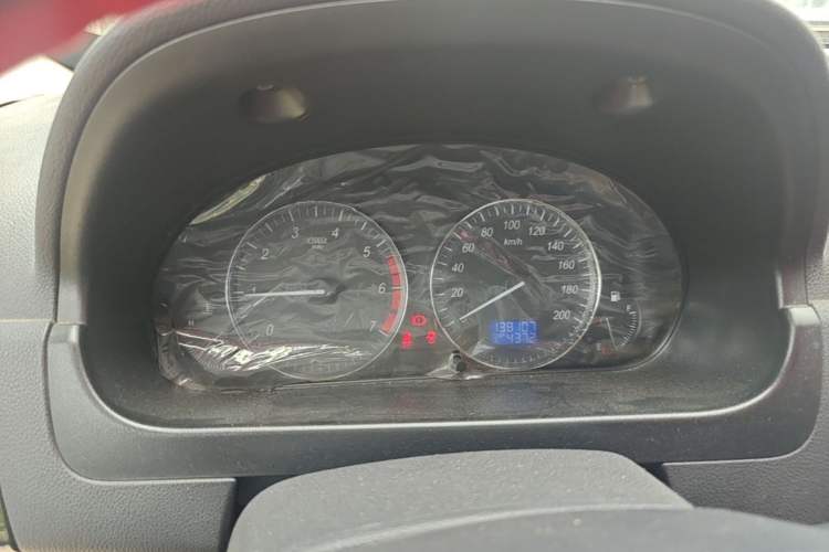 Used BAIC Changhe M50S 2015 1.5L facelift economy class DAM15DL Instrument Cluster