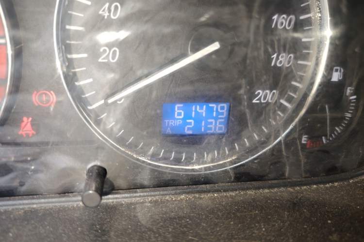 Used BAIC Changhe M50S 2015 1.4L revised economy-class K14B Odometer Close Up