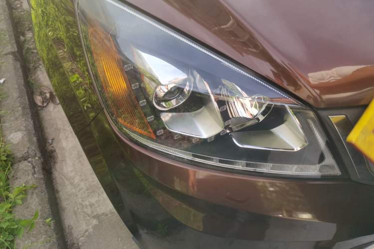 Used BAIC Changhe M50S  Right Front Headlight