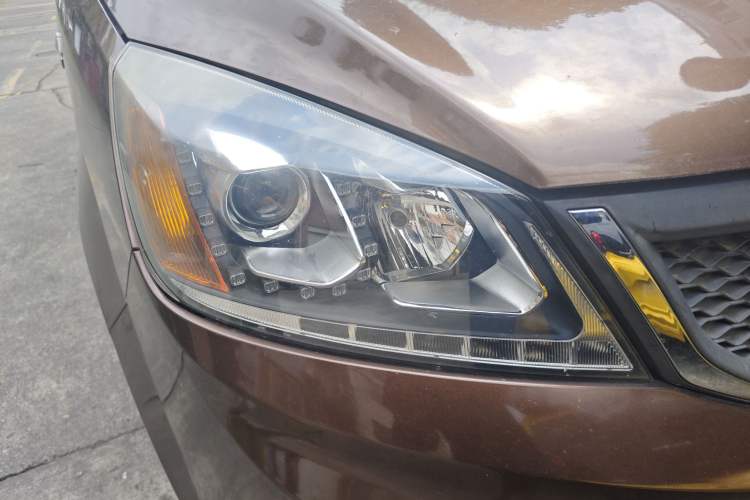 Used BAIC Changhe M50S 2015 1.5L facelift economy class DAM15DL Right Front Headlight