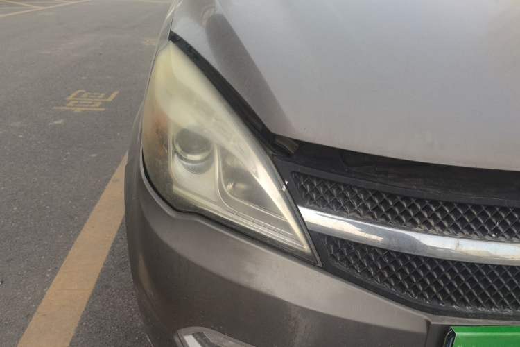 Used BAIC Changhe M50S 2015 1.5L Business Class BJ415B Right Front Headlight