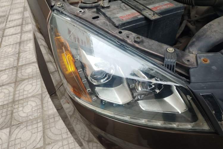 Used BAIC Changhe M50S 2015 1.4L revised economy-class K14B Right Front Headlight