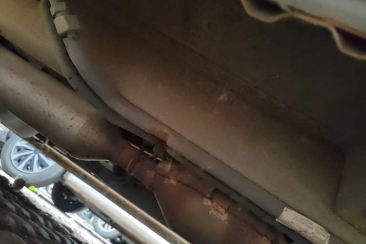 Used BAIC Changhe M50S 2015 1.5L Business Class BJ415B Chassis Front Right
