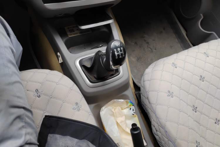 Used BAIC Changhe M50S 2015 1.5L Business Class BJ415B Gear Lever