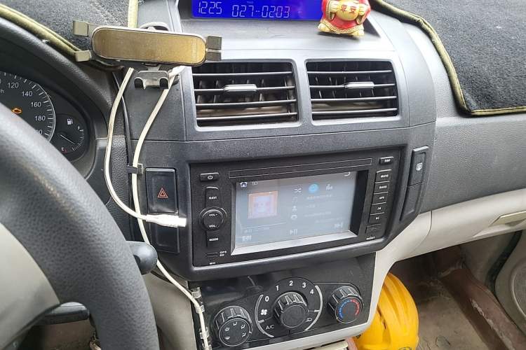 Used BAIC Changhe M50S 2015 1.5L S 1.5L Executive Class DAM15DL Audio And AC Panel