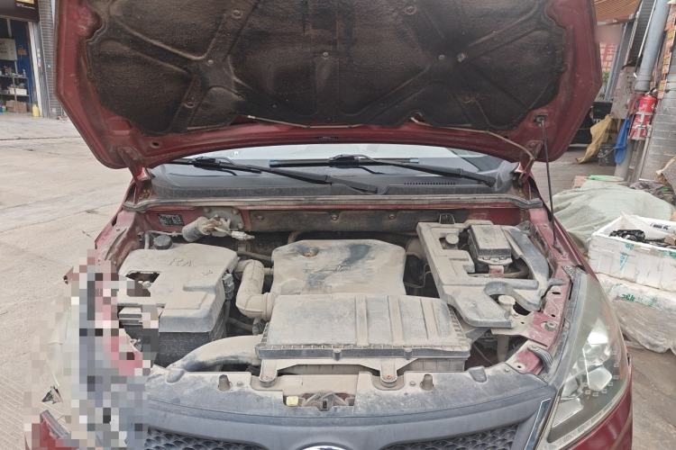 Used BAIC Changhe M50S 2015 1.4L Restyled Business Class (Leaf Spring) K14B Engine Bay