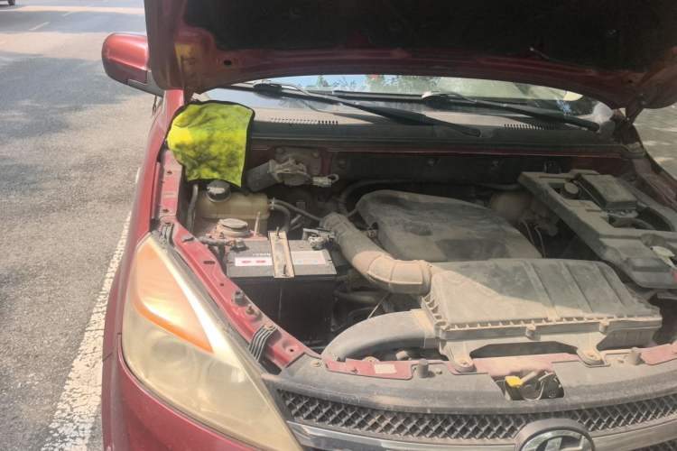 Used BAIC Changhe M50S 2015 1.5L Business Class BJ415B Engine Bay Right