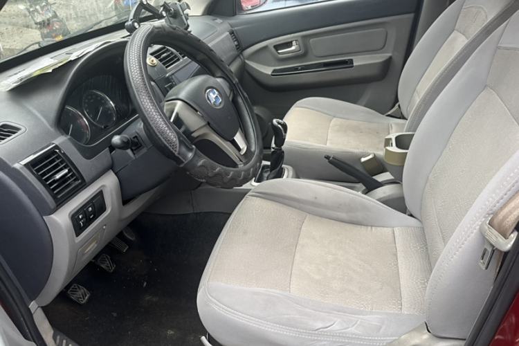 Used BAIC Changhe M50S 2015 1.5L S 1.5L Business Class DAM15DL Interior 3