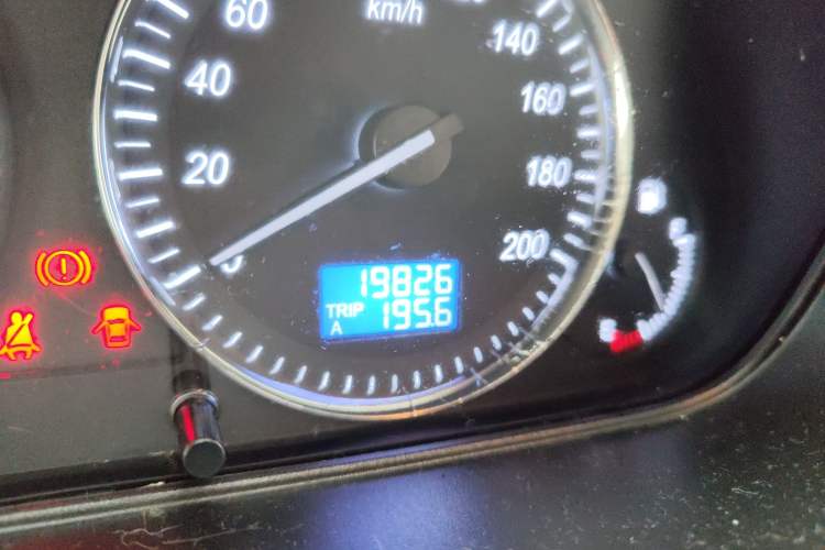 Used BAIC Changhe M50S 2015 1.5L S 1.5L Business Class DAM15DL Odometer Close Up