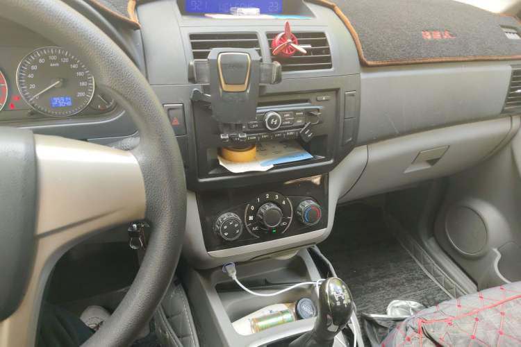 Used BAIC Changhe M50S 2015 1.5L facelift economy class DAM15DL Audio And AC Panel