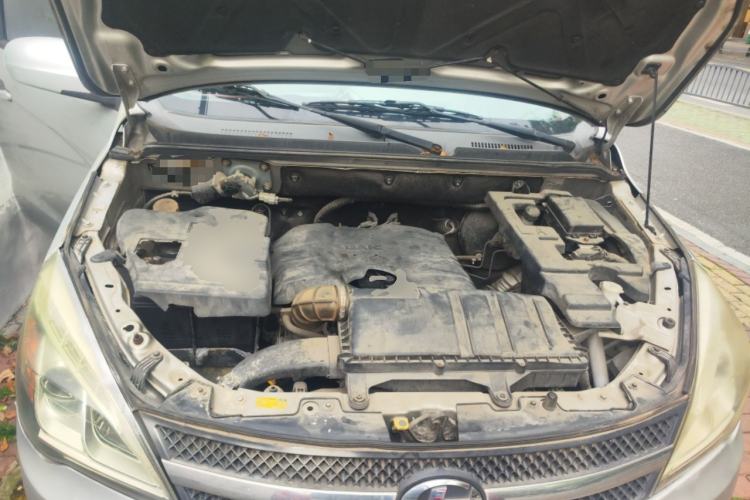 Used BAIC Changhe M50S 2015 1.5L Business Class BJ415B Engine Bay