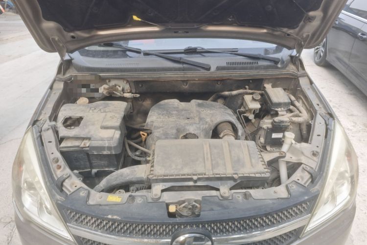 Used BAIC Changhe M50S 2015 1.5L Practical Cabin BJ415B Engine Bay
