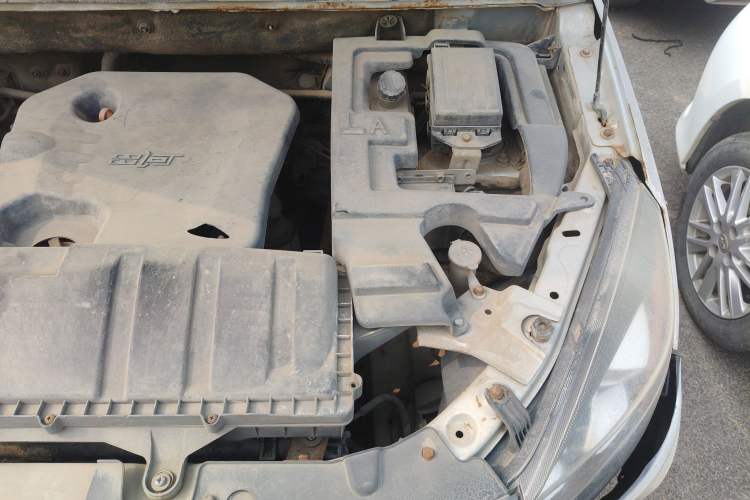 Used BAIC Changhe M50S 2015 1.4L S 1.4L Economy Class K14B Engine Bay Left