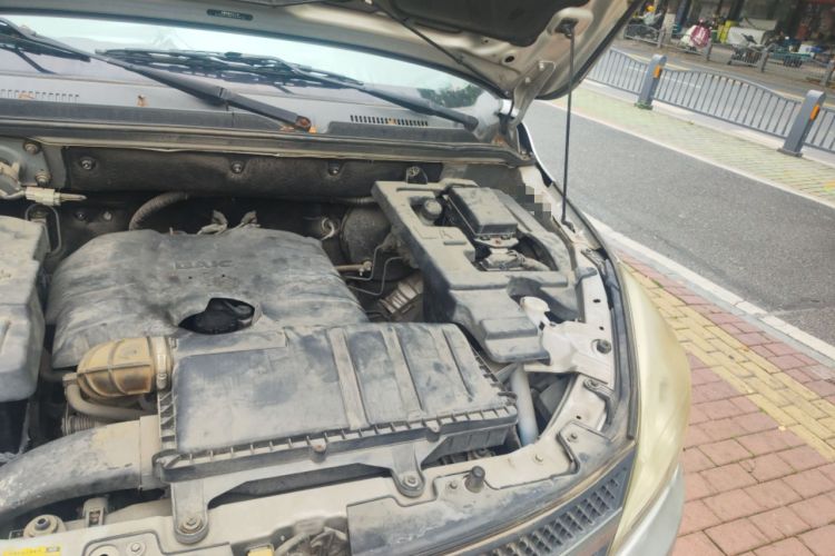 Used BAIC Changhe M50S 2015 1.5L Business Class BJ415B Engine Bay Left