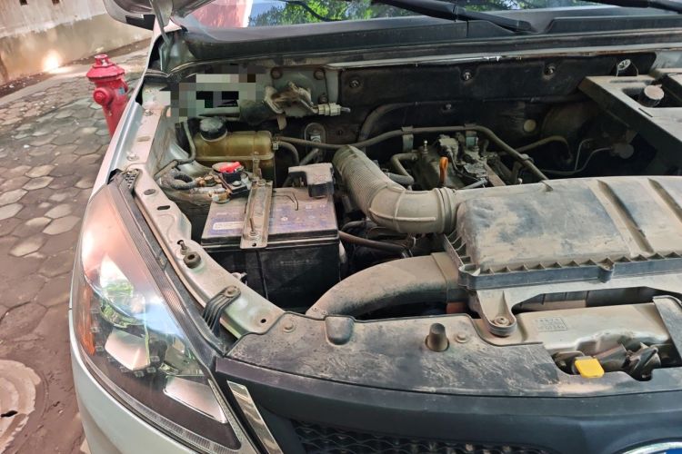 Used BAIC Changhe M50S 2015 1.5L S 1.5L Business Class DAM15DL Engine Bay Right