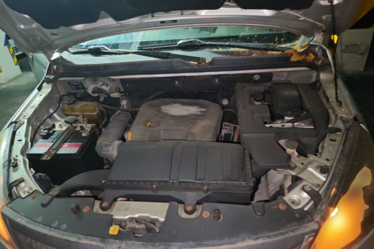 Used BAIC Changhe M50S 2015 1.5L Practical Cabin BJ415B Engine Bay