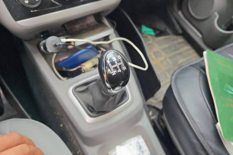 Used BAIC Changhe M50S 2015 1.5L Business Class BJ415B Gear Lever