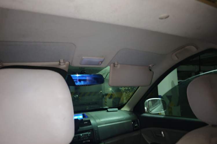 Used BAIC Changhe M50S 2015 1.5L Practical Cabin BJ415B Headliner