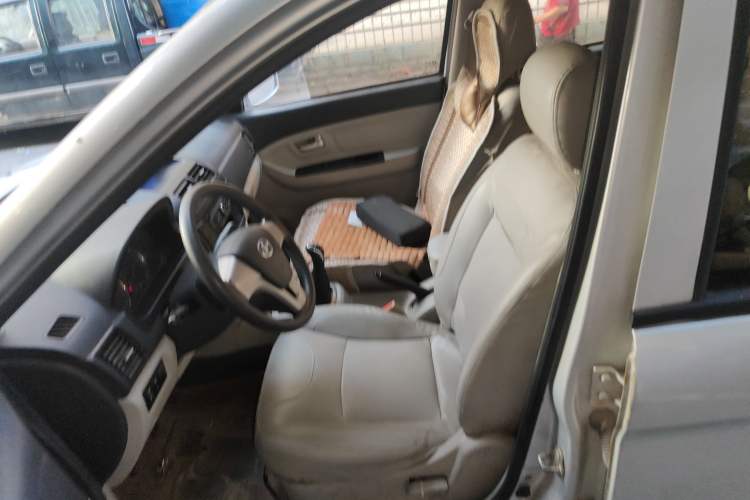 Used BAIC Changhe M50S 2015 1.4L revised economy-class K14B Left Front Seat