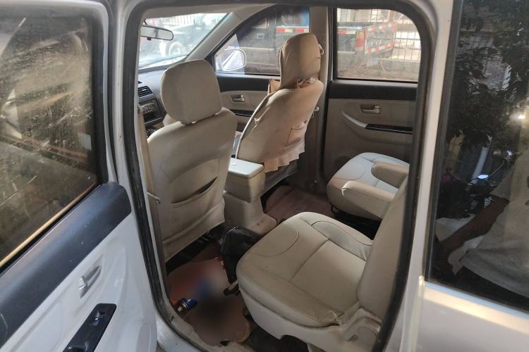 Used BAIC Changhe M50S 2015 1.4L revised economy-class K14B Left Rear Seat