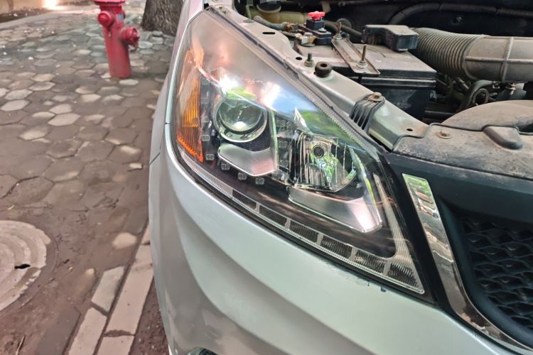 Used BAIC Changhe M50S 2015 1.5L S 1.5L Business Class DAM15DL Right Front Headlight