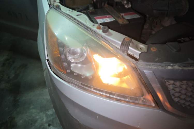 Used BAIC Changhe M50S 2015 1.5L Practical Cabin BJ415B Right Front Headlight