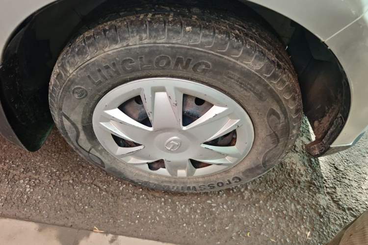 Used BAIC Changhe M50S 2015 1.5L S 1.5L Business Class DAM15DL Right Front Wheel Hub