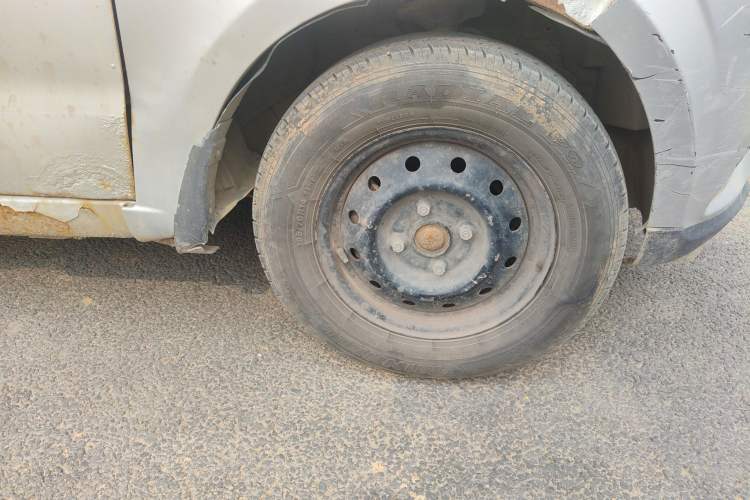 Used BAIC Changhe M50S 2015 1.4L S 1.4L Economy Class K14B Right Front Wheel Hub