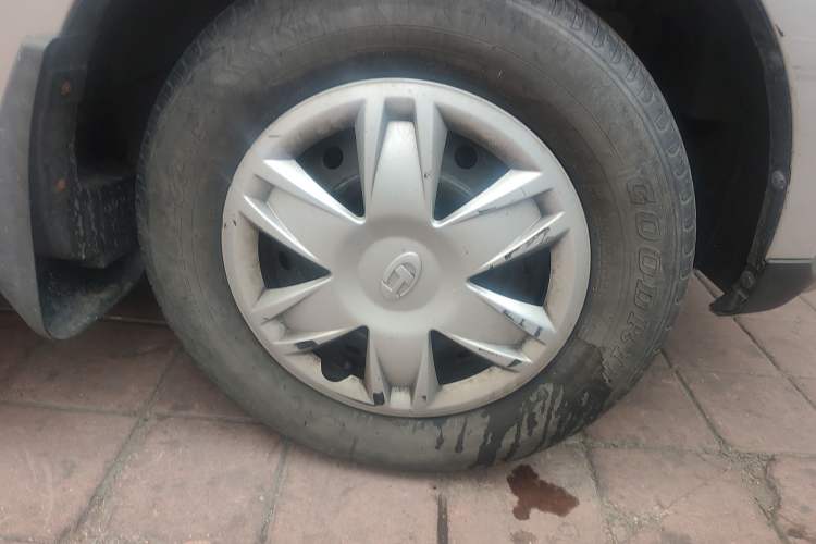 Used BAIC Changhe M50S 2015 1.4L S 1.4L Economy Class K14B Right Front Wheel Hub