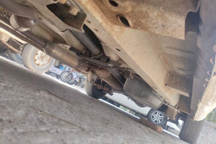 Used BAIC Changhe M50S 2015 1.4L revised economy-class K14B Chassis Front Left