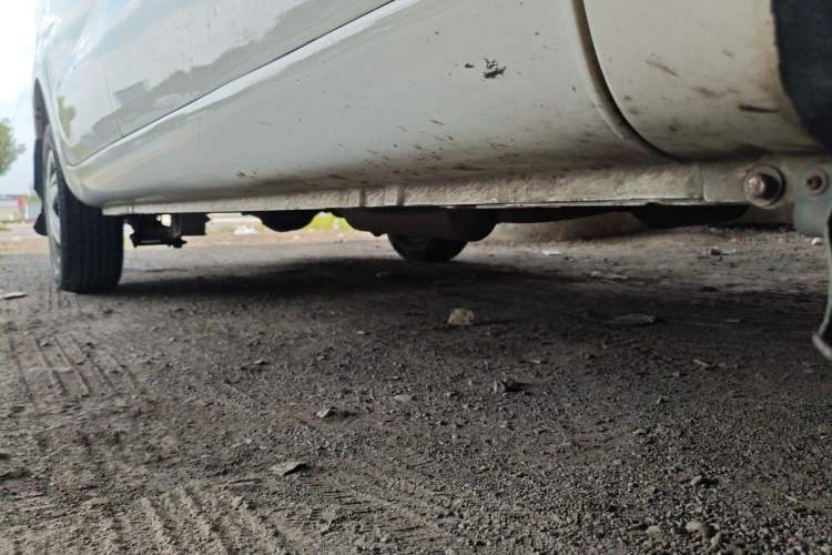 Used BAIC Changhe M50S 2015 1.4L Restyled Business Class (Leaf Spring) K14B Chassis Front Right