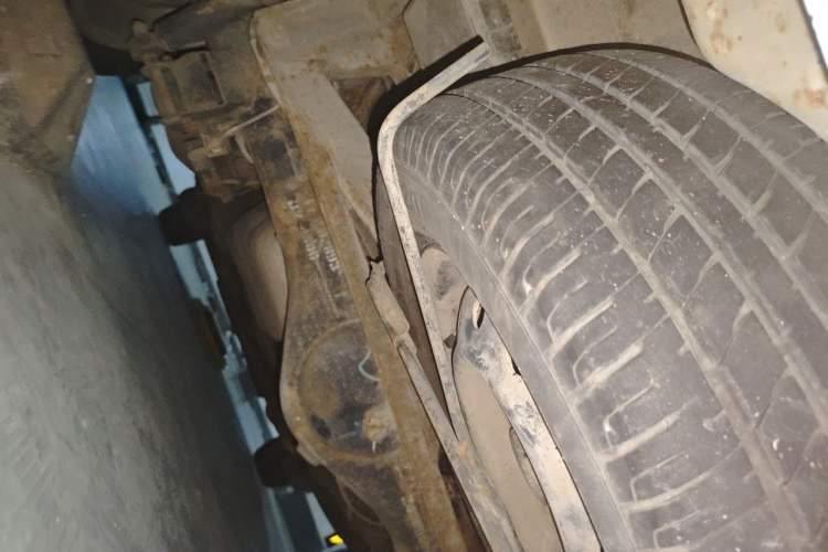 Used BAIC Changhe M50S 2015 1.5L Business Class BJ415B Chassis Rear
