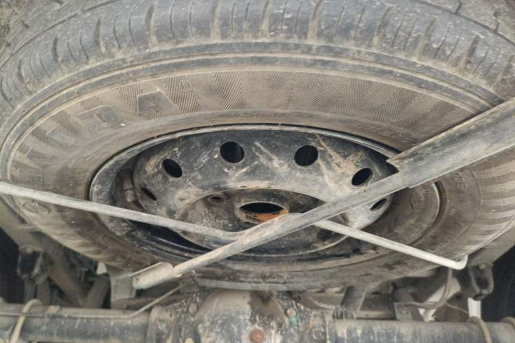 Used BAIC Changhe M50S 2015 1.4L revised economy-class K14B Chassis Rear