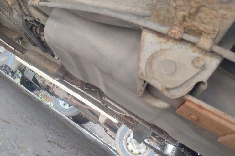 Used BAIC Changhe M50S 2015 1.4L revised economy-class K14B Chassis Rear Left
