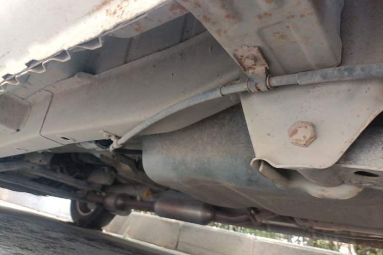 Used BAIC Changhe M50S 2015 1.5L Business Class BJ415B Chassis Rear Left
