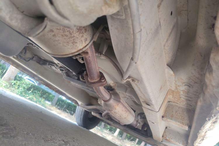 Used BAIC Changhe M50S 2015 1.4L revised economy-class K14B Chassis Rear Right