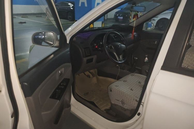 Used BAIC Changhe M50S 2015 1.5L Business Class BJ415B Driver Seat