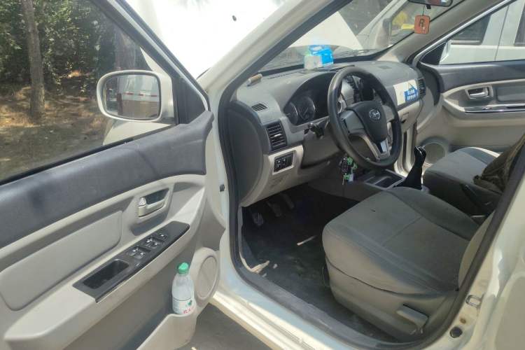 Used BAIC Changhe M50S 2015 1.4L revised economy-class K14B Driver Seat