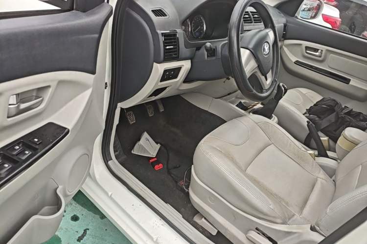 Used BAIC Changhe M50S 2015 1.4L Restyled Business Class (Leaf Spring) K14B Driver Seat