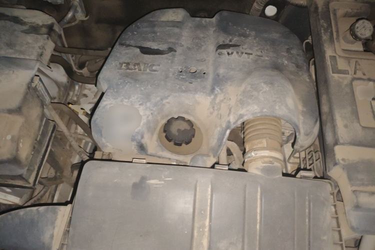 Used BAIC Changhe M50S 2015 1.5L Business Class BJ415B Engine Bay