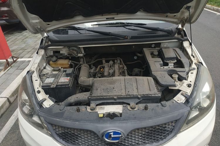 Used BAIC Changhe M50S 2015 1.5L facelift economy class DAM15DL Engine Bay
