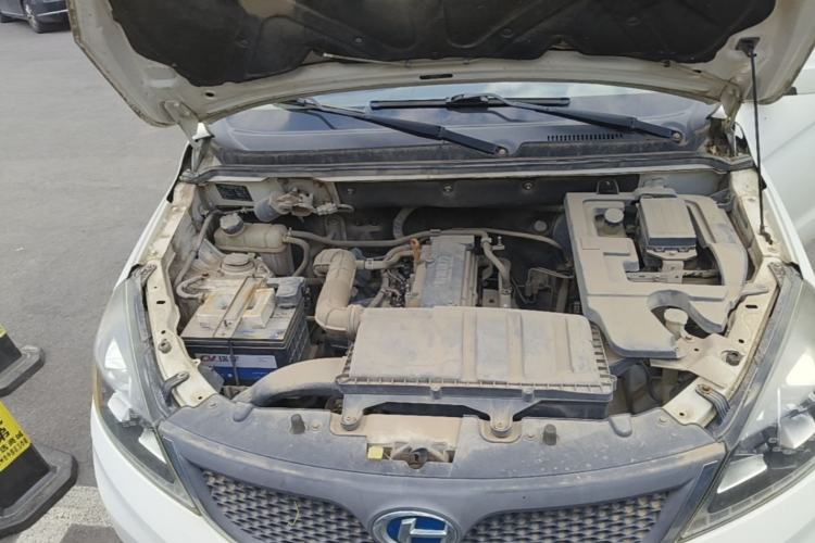 Used BAIC Changhe M50S 2015 1.4L Restyled Business Class (Leaf Spring) K14B Engine Bay