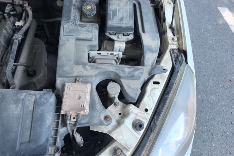 Used BAIC Changhe M50S 2015 1.5L S 1.5L Executive Class DAM15DL Engine Bay Left