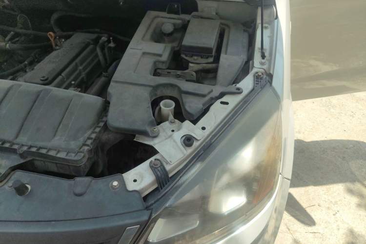 Used BAIC Changhe M50S 2015 1.4L revised economy-class K14B Engine Bay Left