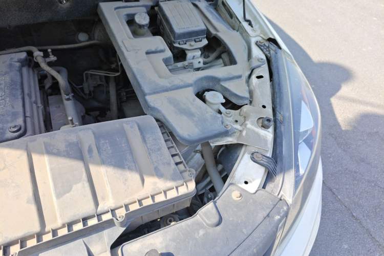 Used BAIC Changhe M50S 2015 1.4L Restyled Business Class (Leaf Spring) K14B Engine Bay Left