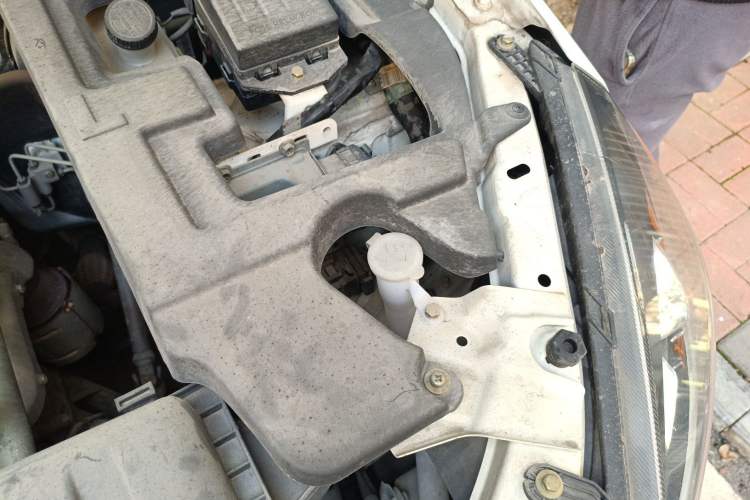 Used BAIC Changhe M50S 2015 1.4L revised economy-class K14B Engine Bay Left