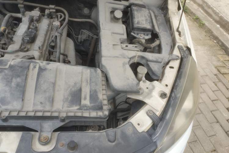 Used BAIC Changhe M50S 2015 1.5L S 1.5L Business Class DAM15DL Engine Bay Left